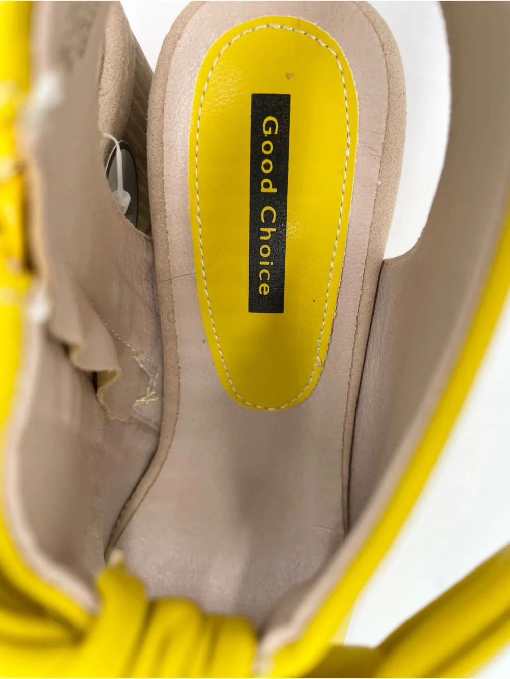 NEW Good Choice Kimora Sandal Heels Size 6 Bright Yellow Faux Leather Bow Detail